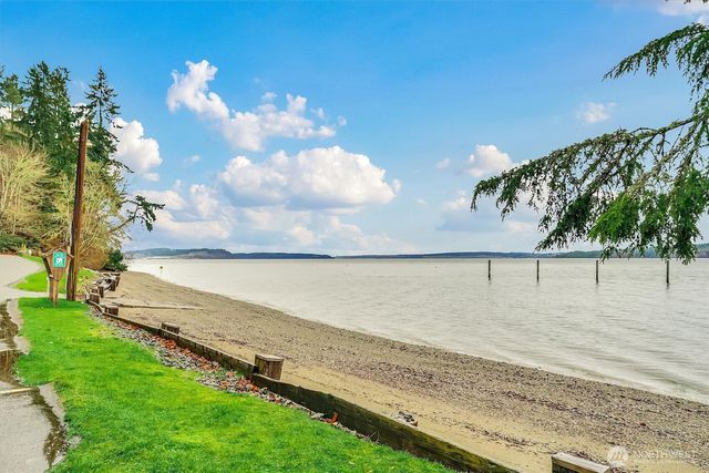 11807 Dogwood Place, Anderson Island, WA 98303
