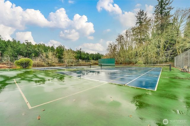 11807 Dogwood Place, Anderson Island, WA 98303