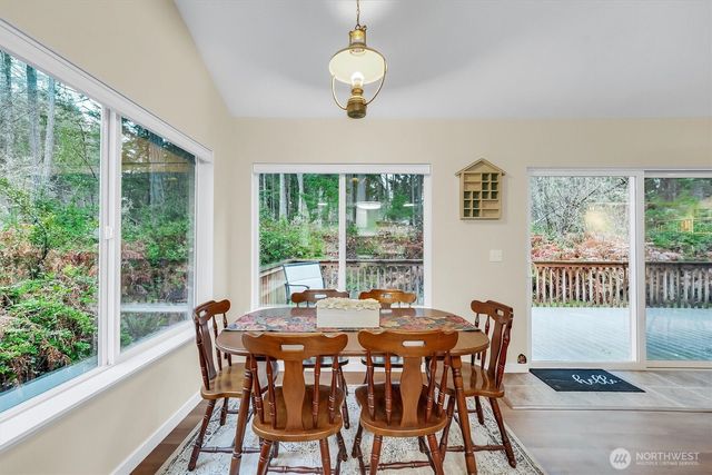 11807 Dogwood Place, Anderson Island, WA 98303