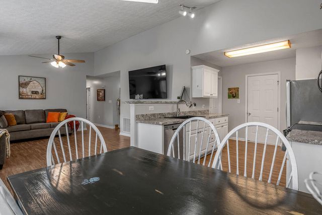 128 Wooded Way, Frankfort, KY 40601