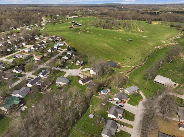 128 Wooded Way, Frankfort, KY 40601