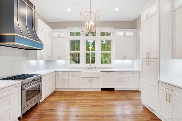 1105 E Jackson St, Pensacola, FL 32501