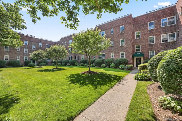 4782 boston post A- 3B, Pelham, NY 10803