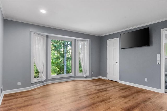 310 Saddle Creek Circle, Roswell, GA 30076