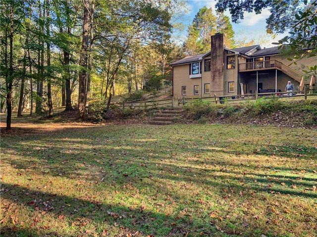 310 Saddle Creek Circle, Roswell, GA 30076