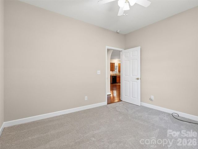 209 Beechnut Drive, Hendersonville, NC 28739