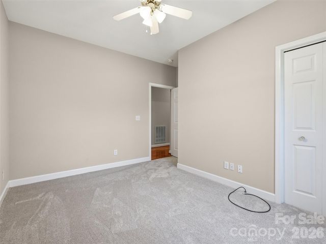 209 Beechnut Drive, Hendersonville, NC 28739