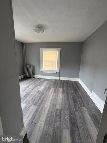 221 S 4TH ST, Vineland, NJ 08360