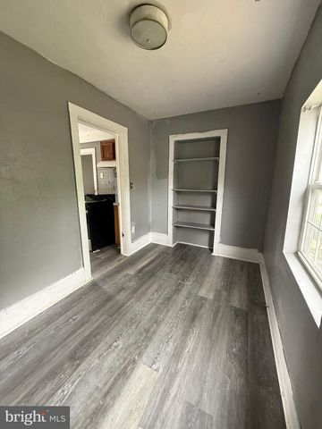 221 S 4TH ST, Vineland, NJ 08360