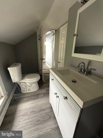 221 S 4TH ST, Vineland, NJ 08360