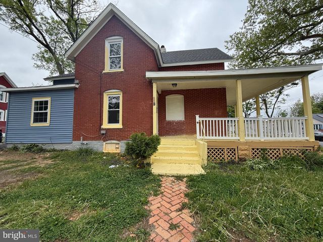 221 S 4TH ST, Vineland, NJ 08360
