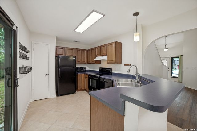 8922 Silent Cross, San Antonio, TX 78250