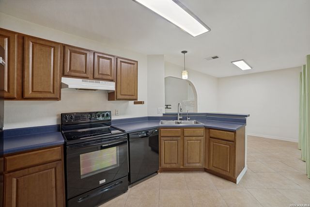 8922 Silent Cross, San Antonio, TX 78250