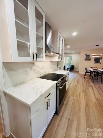 3414 Bonaire Drive, Charlotte, NC 28208
