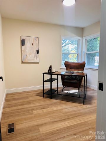 3414 Bonaire Drive, Charlotte, NC 28208