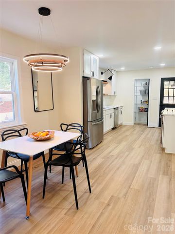 3414 Bonaire Drive, Charlotte, NC 28208