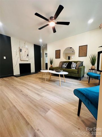 3414 Bonaire Drive, Charlotte, NC 28208