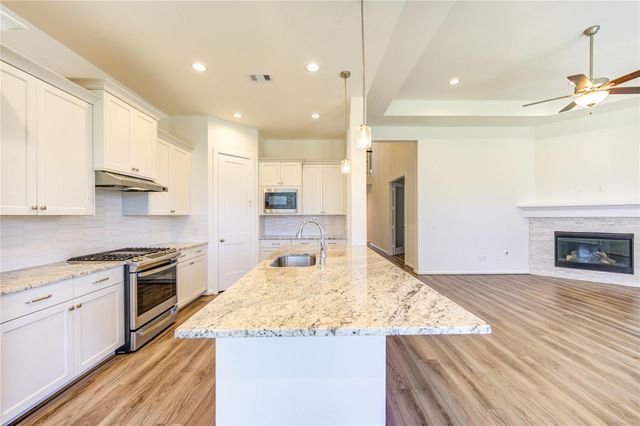 7319 Perching Hawk Trail, Katy, TX 77493