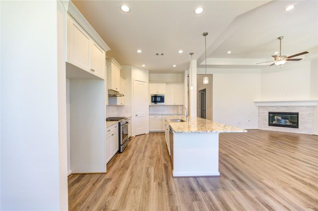 7319 Perching Hawk Trail, Katy, TX 77493