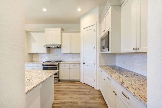 7319 Perching Hawk Trail, Katy, TX 77493