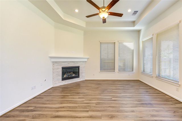 7319 Perching Hawk Trail, Katy, TX 77493