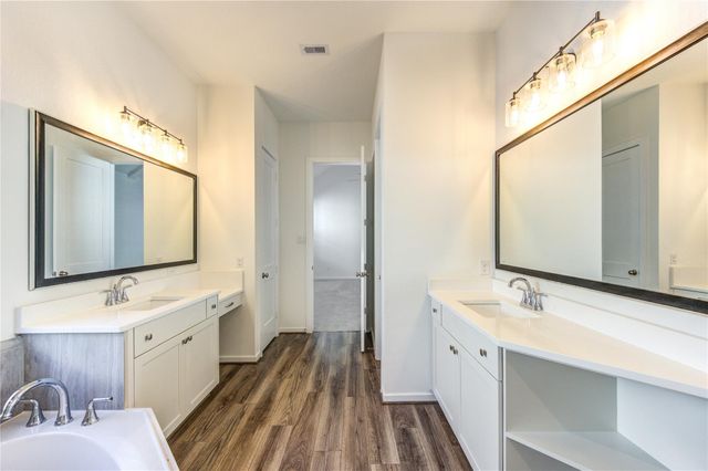 7319 Perching Hawk Trail, Katy, TX 77493