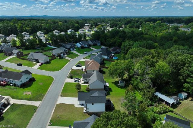 504 Old Farm Road, Graham, NC 27253