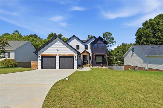 504 Old Farm Road, Graham, NC 27253