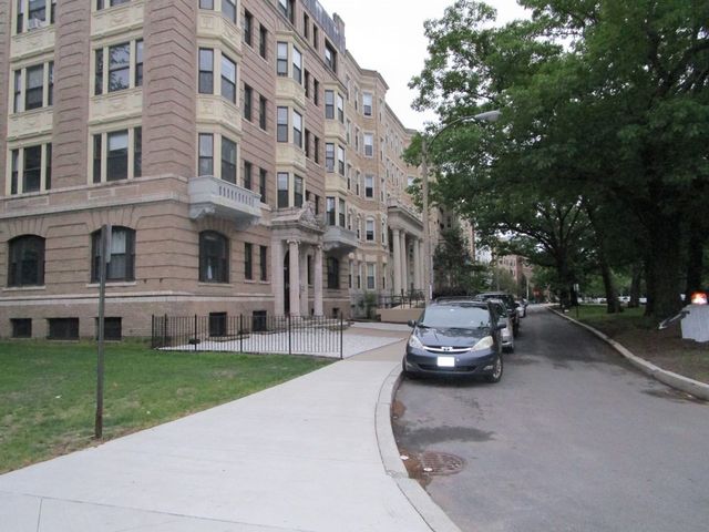 74 The Fenway B3, Boston, MA 02215