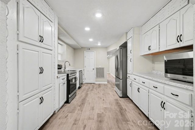 2617 Shady Lane Avenue, Concord, NC 28027
