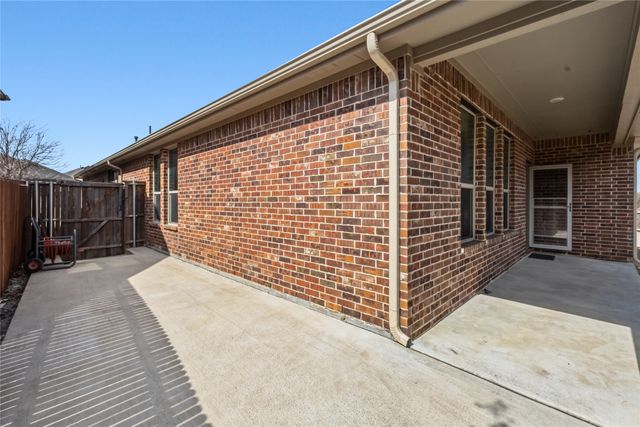 4017 Esker Drive, Fort Worth, TX 76137