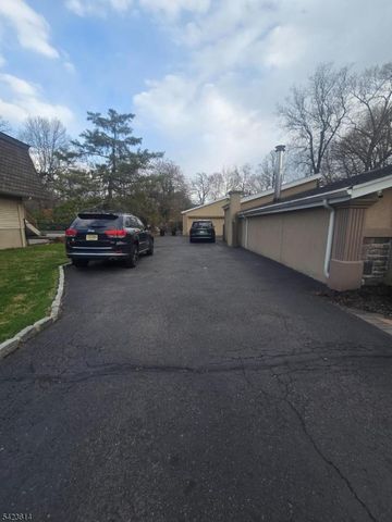 6 Wills Ave, Wayne Twp., NJ 07470