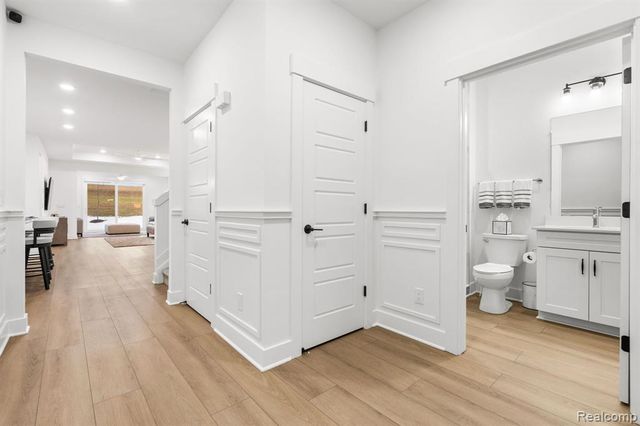 1617 Landings Lane, Milford, MI 48381