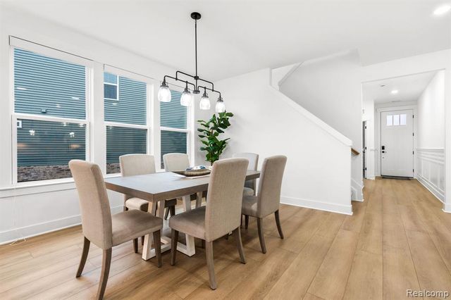 1617 Landings Lane, Milford, MI 48381