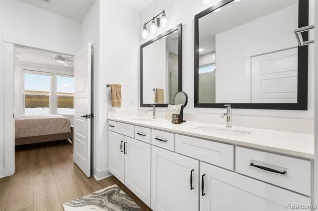 1617 Landings Lane, Milford, MI 48381