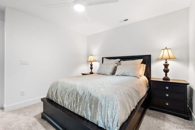 1617 Landings Lane, Milford, MI 48381