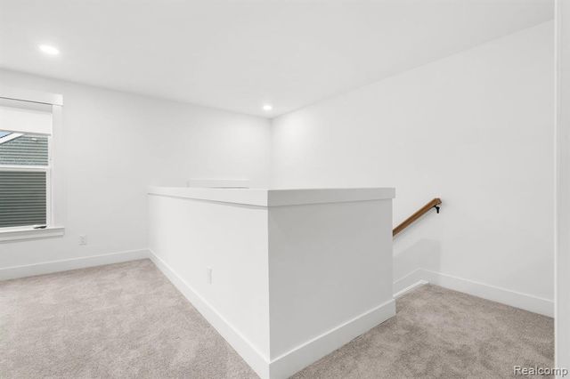 1617 Landings Lane, Milford, MI 48381