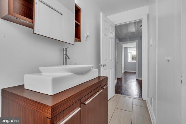 5269 DARIEN RD, Baltimore, MD 21206