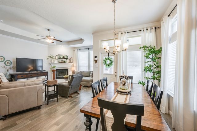 5825 Canyon Oaks Lane, Fort Worth, TX 76137