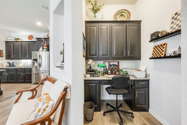 5825 Canyon Oaks Lane, Fort Worth, TX 76137