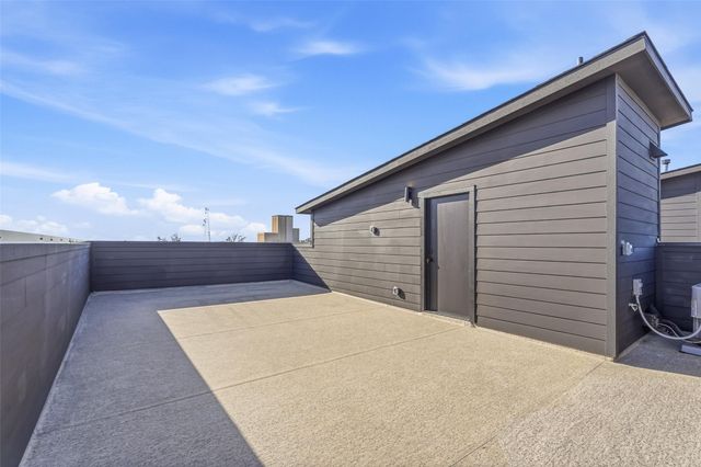 2202 N Carroll Avenue 101, Dallas, TX 75204