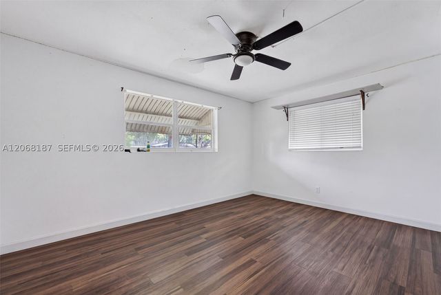 9452 SW 52nd Ct, Cooper City, FL 33328