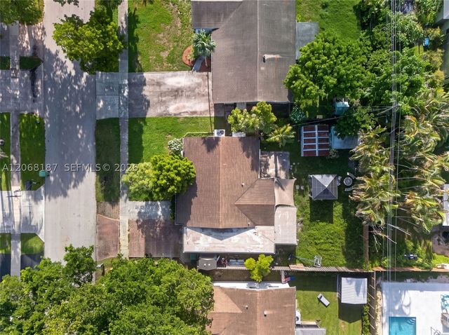 9452 SW 52nd Ct, Cooper City, FL 33328