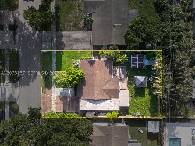 9452 SW 52nd Ct, Cooper City, FL 33328