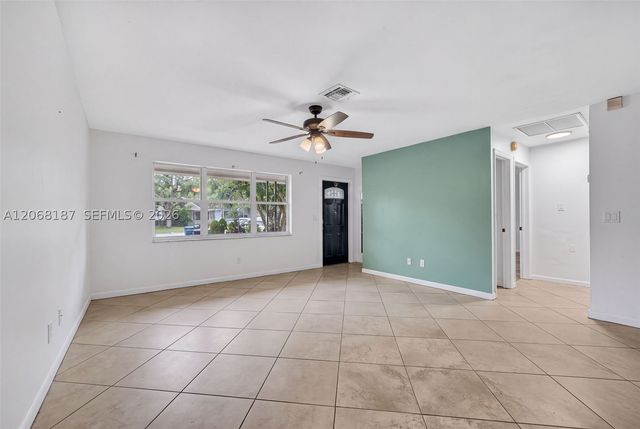 9452 SW 52nd Ct, Cooper City, FL 33328