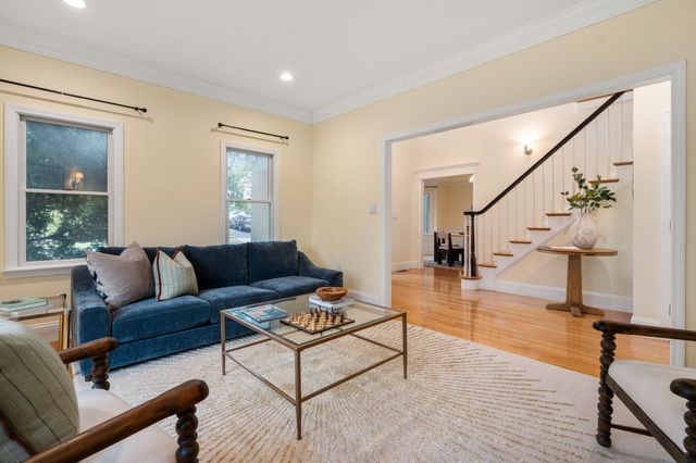 142 Hartman Rd, Newton, MA 02459