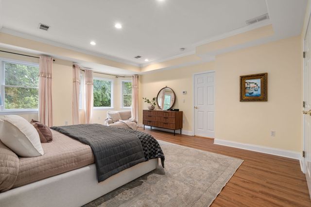 142 Hartman Rd, Newton, MA 02459