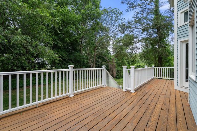 142 Hartman Rd, Newton, MA 02459