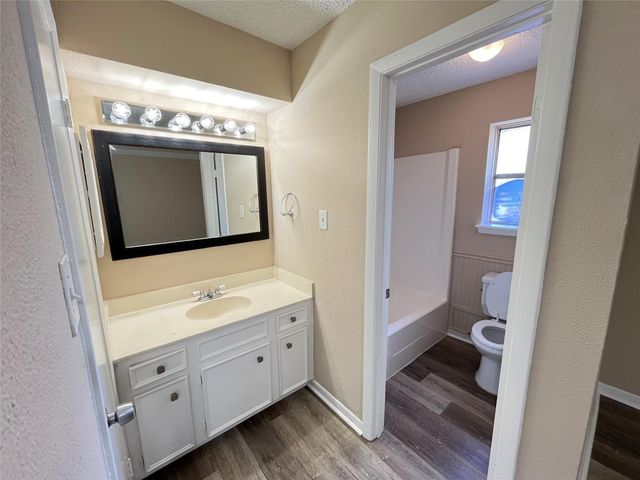 6902 Feather Creek Drive, Houston, TX 77086