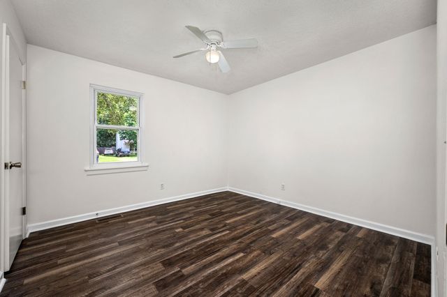 121 Sunnymeade Dr, Mount Juliet, TN 37122